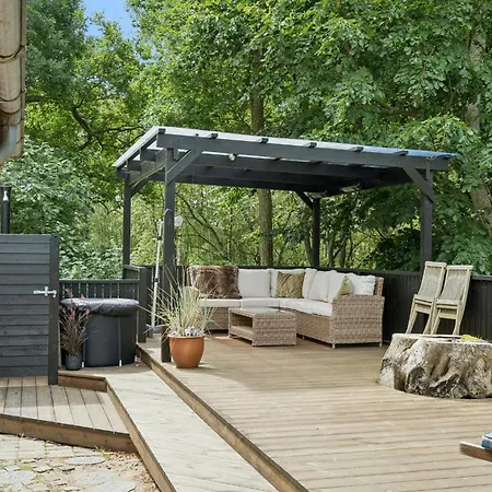 Modern With Hot Tub Near Water