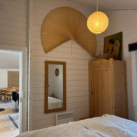 Modern With Hot Tub Near Water * Glesborg